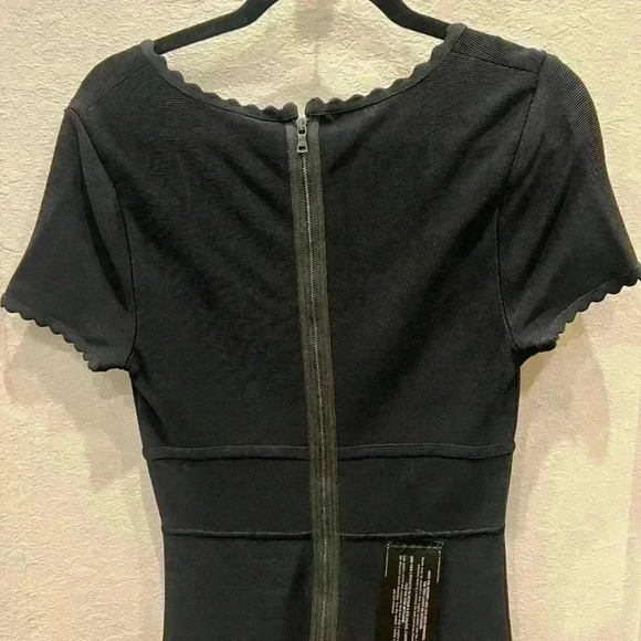 NWT-BCBGMaxAzria Bodycon Black Midi Dress Scalloped- Size Medium - Picture 9 of 9